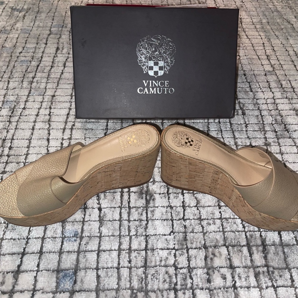 Vince Camuto Kessina Cork Wedge | Size 8.5/39M - Picture 2 of 8